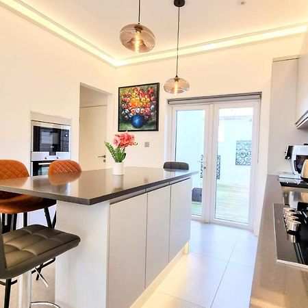 Villa Surbiton Luxury Garden House 19 Esterno foto