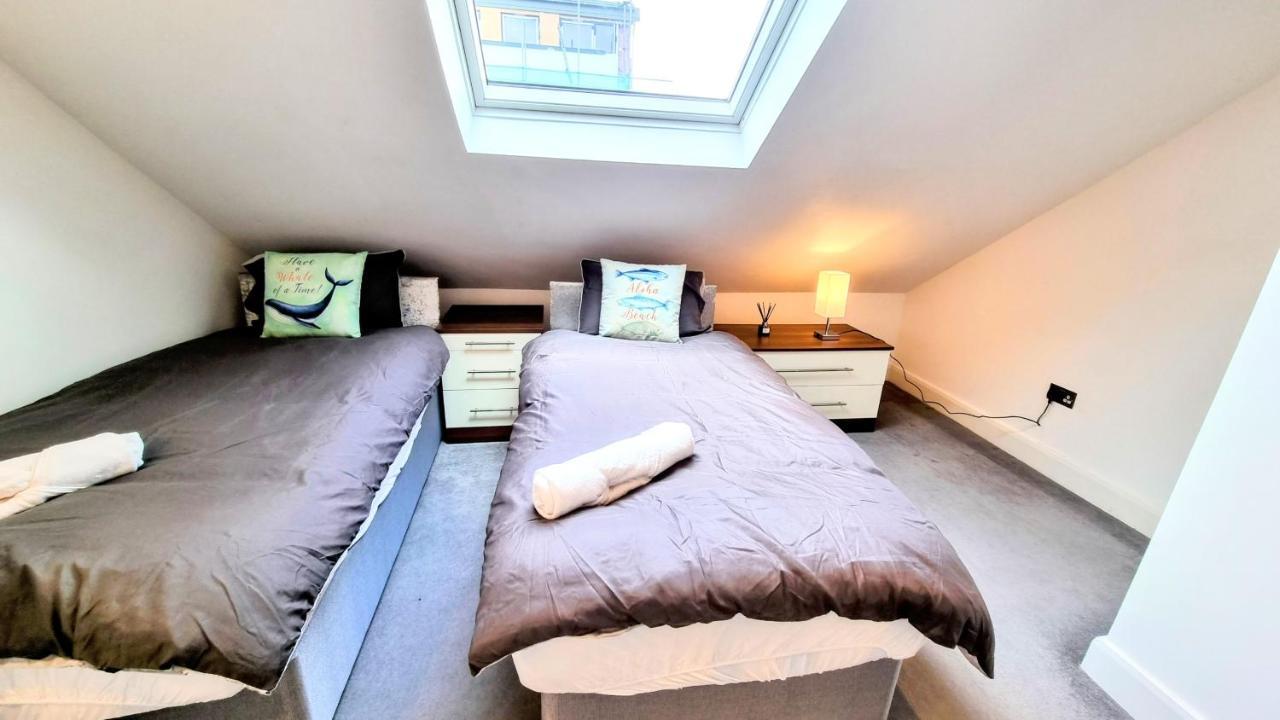 Villa Surbiton Luxury Garden House 19 Esterno foto