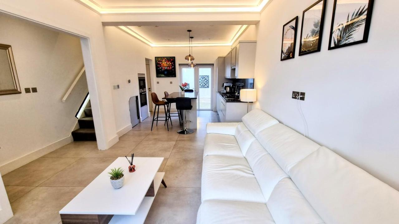 Villa Surbiton Luxury Garden House 19 Esterno foto