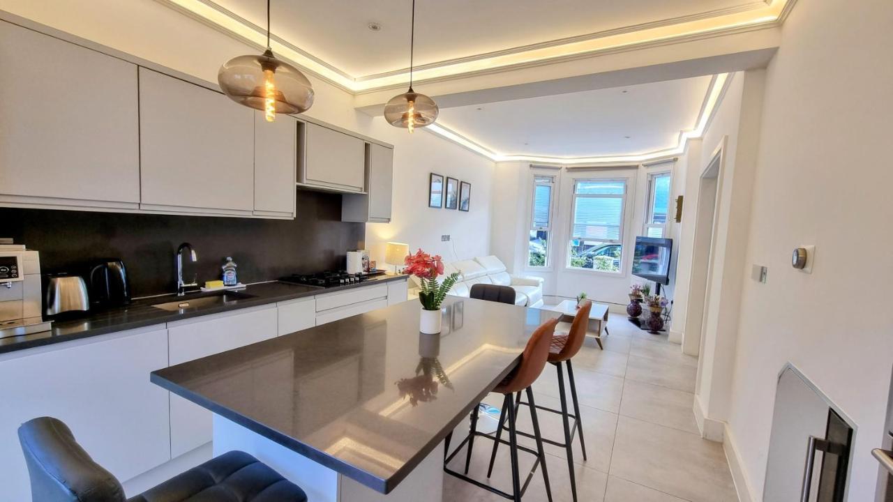 Villa Surbiton Luxury Garden House 19 Esterno foto